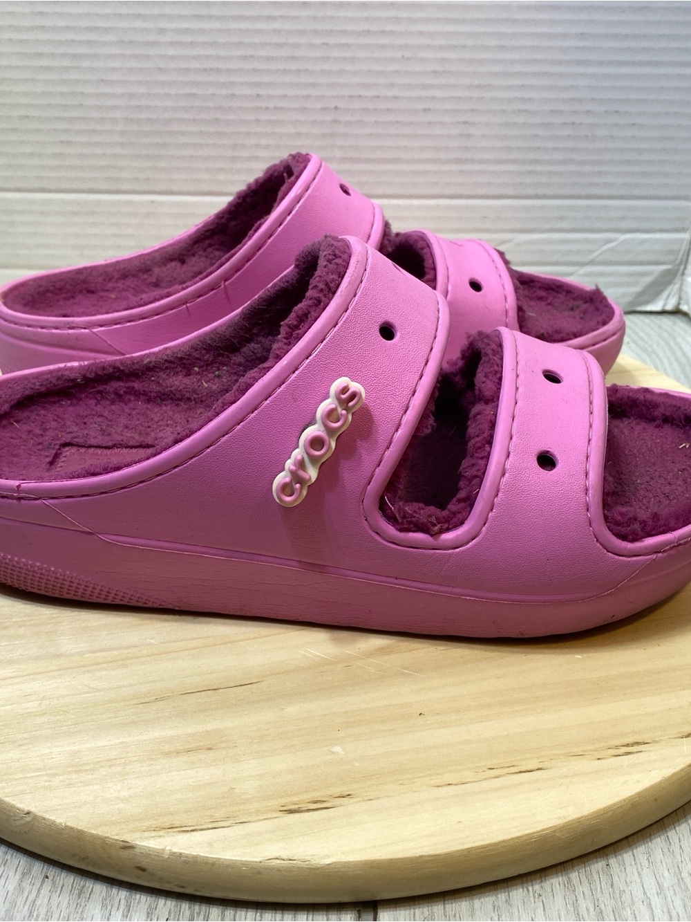 Crocs Cozzzy Faux Fur Lined Pink Slide Sandals Women's Size 10 (207446)